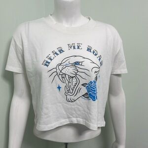 Hear Me Roar Cropped Tee Small